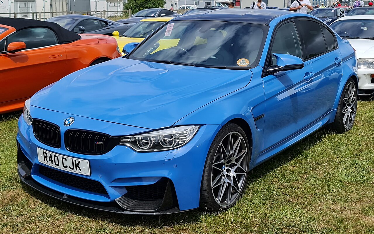 File:Blue BMW M3 FOS22 R40.jpg - Wikimedia Commons