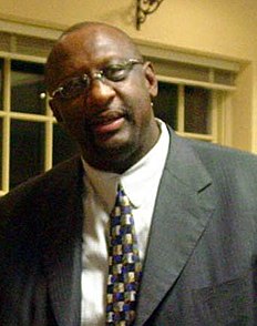 Bob Lanier American basketball player and coach, Hall of Famer