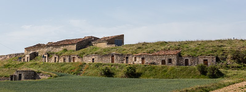 File:Bodegas, Morcuera, Soria, España, 2017-05-26, DD 28.jpg