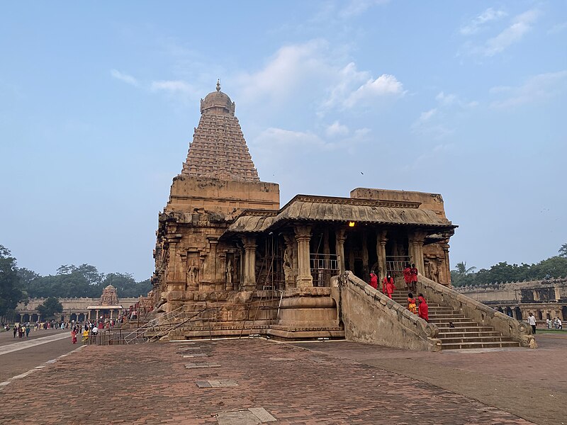 File:Brihadisvara Temple - Thanjavur peruvudaiyar kovil ttkcvrvb122k23iph (120).jpg