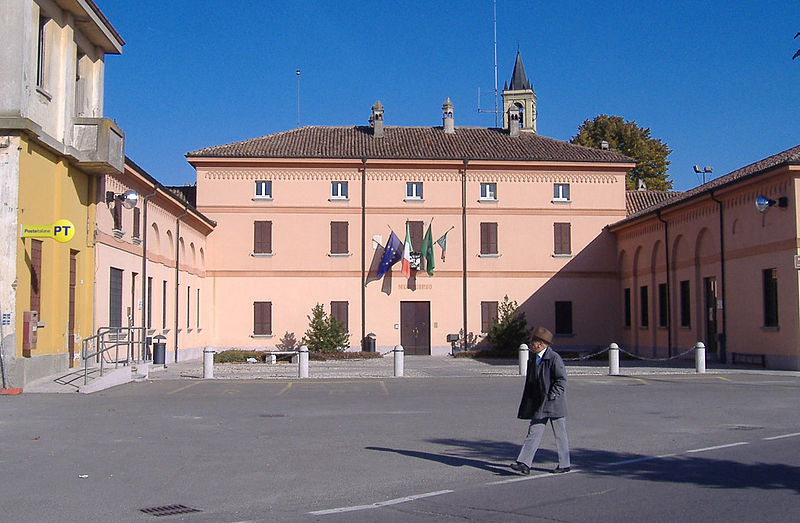 File:Caselle-Landi-municipio-01.JPG