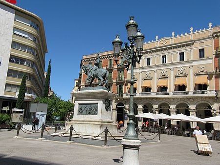 Catalunya Reus Monument Joan Prim