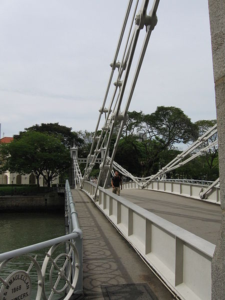 File:Cavenagh Bridge 4, Dec 05.JPG