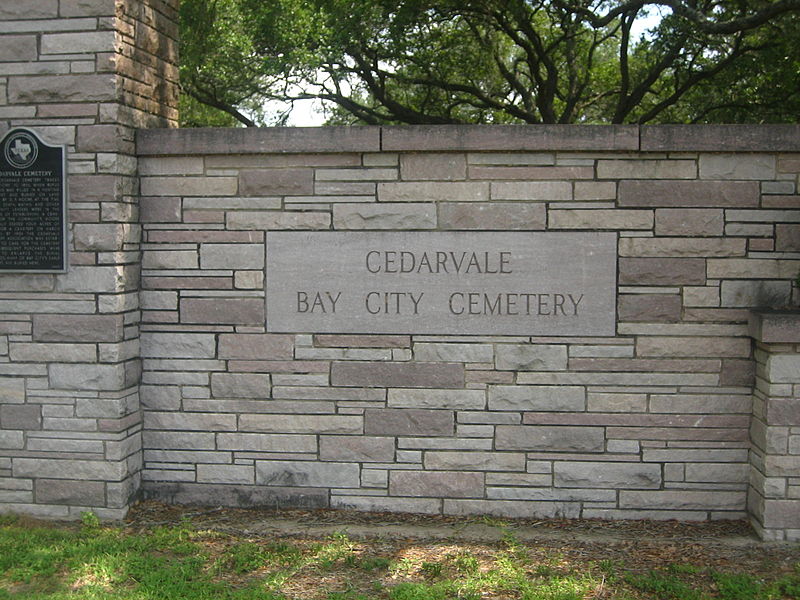 File:Cedarvale Cemetery, Bay City, TX IMG 1046.JPG