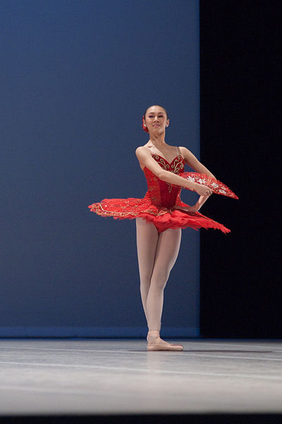 File:Chenxin Liu - Don Quichotte, Kitri - Prix de Lausanne 2010-2.jpg