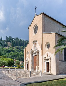 Église de San Pietro e Paolo in Toscolano.jpg