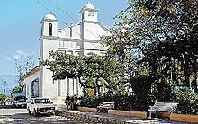 Several of the inhabitants of Santa Barbara are descendants of Sephardic Jewish immigrants who began to arrive from the 16th century. Church in Trinidad, Santa Barbara.jpg