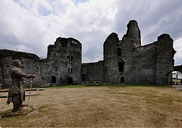 Burg Cilgerran H1b.jpg