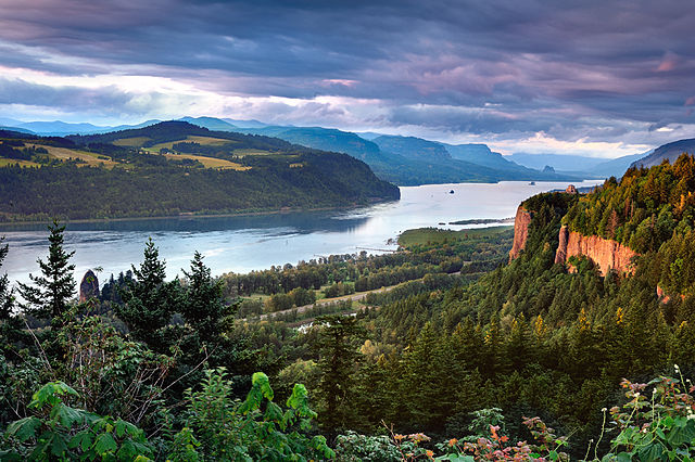 The Columbia Gorge marks where the Columbia River splits the Cascade Range between the states of Washington and Oregon.