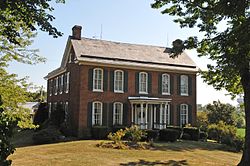 DECATUR HEDGES HOUSE, HEDGESVILLE, ГРАФСТВО БЕРКЛИ, WV.jpg