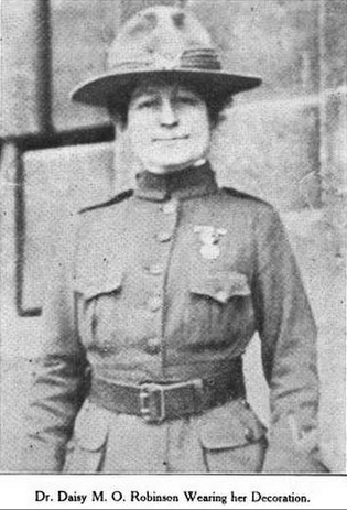 File:DaisyRobinson1918.tif