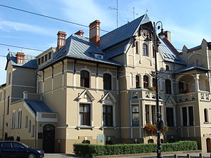 Villa Heinrich Dietz dari Gdanska jalan