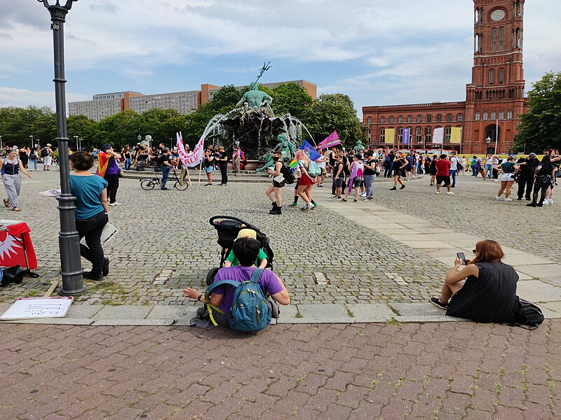 File:Dyke March Berlin 2020 286.jpg