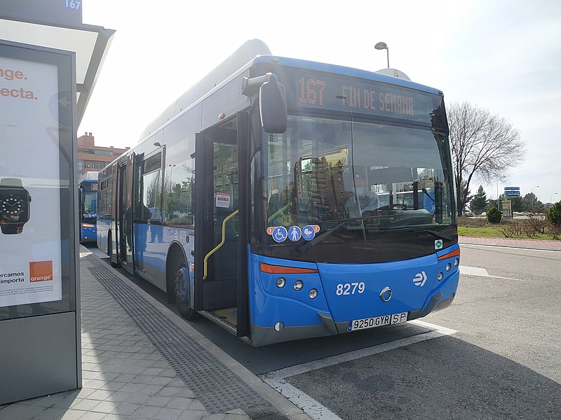 File:EMT Madrid 8279 - L167.jpg