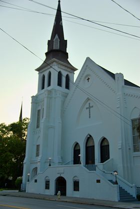 Иллюстративное изображение статьи Charleston Church Shooting