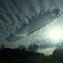 Weird cloud formation sparks UFO speculation 220px-FallstreakHole_AnnArbor_MI_Nov2016