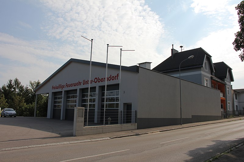 File:Feuerwehrhaus-Unter-Oberndorf 7975.JPG