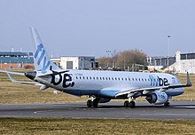 Embraer 195 в аэропорту Бирмингема, Англия