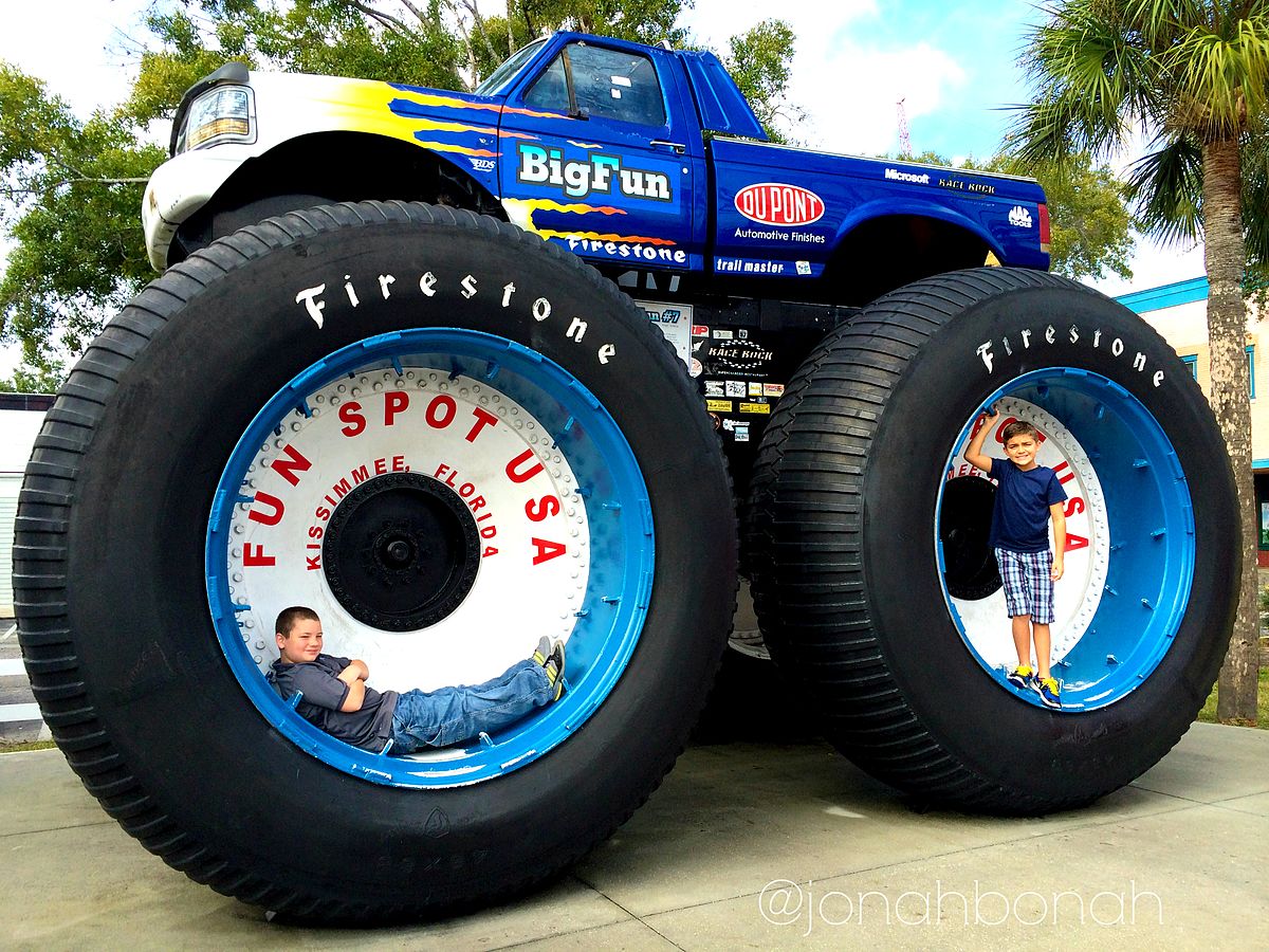 File:Fun Spot America Big Fun Monster Truck (15272250754).jpg - Wikimedia  Commons