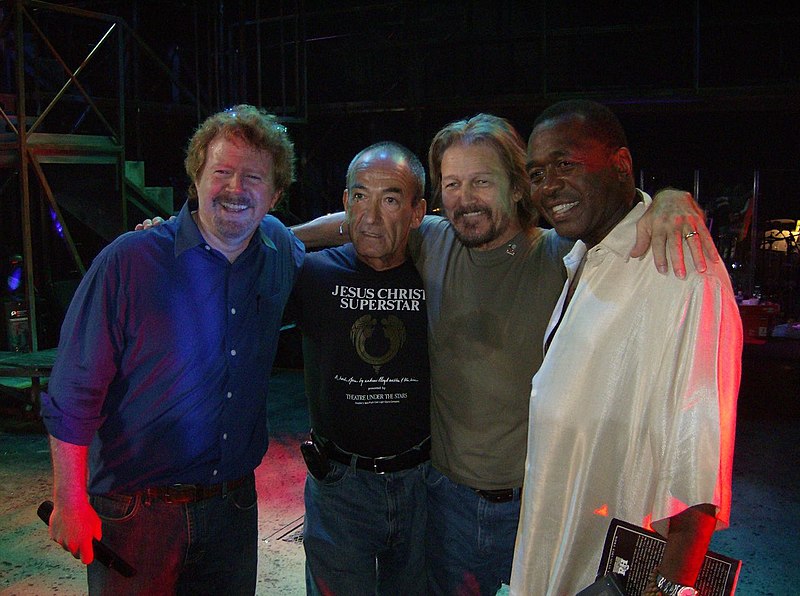 File:Gary Goddard, Barry Dennen, Ted Neeley, and Ben Vereen 2006.jpg