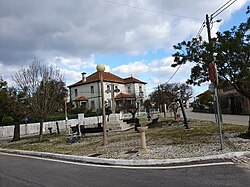 Cruzeiro e parque de exercícios em Gatões