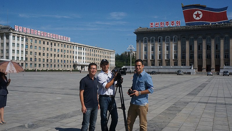 File:Globo SporTV crew shooting in Kim Il Sung Square (16077198135).jpg