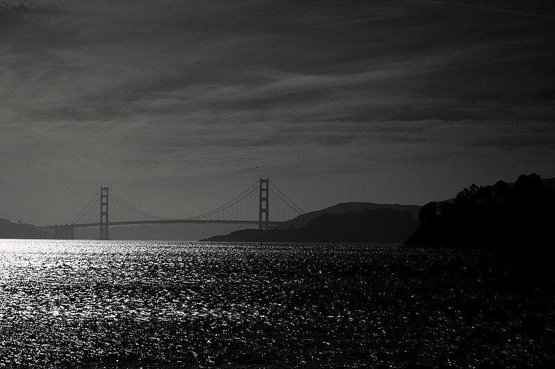 File:Golden Gate Bridge from Tiburon, 2013-12-17.jpg