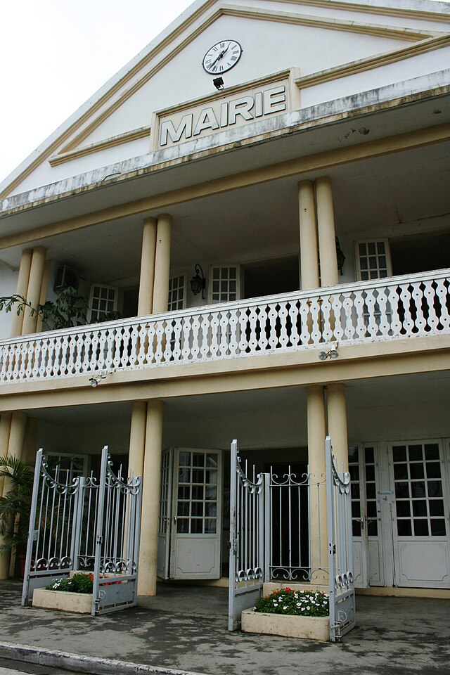 Ang Town Hall sa Sainte-Suzanne