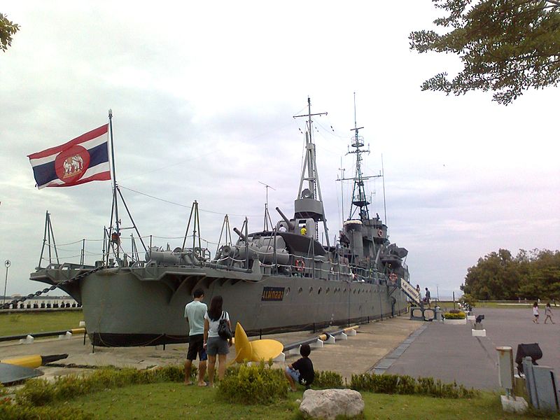 File:HTMS Maeklong, Chulachomklao Fort Museum - panoramio (3).jpg