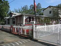 Huizen in Harding Park op de uiterste zuidpunt van Clason Point