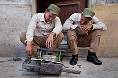 Fumigation squad facing a technical problem. Havana (La Habana), Cuba