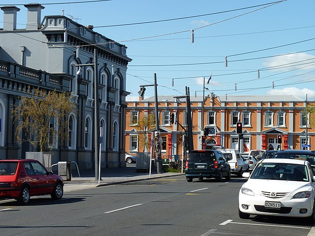 Hood Street in Hamilton Central, with two heritage buildings: former Bank of New Zealand (left) and the former Post Office (right)