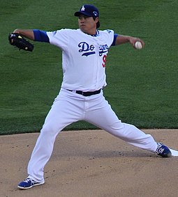 Hyun-jin Ryu signed by Dodgers - True Blue LA