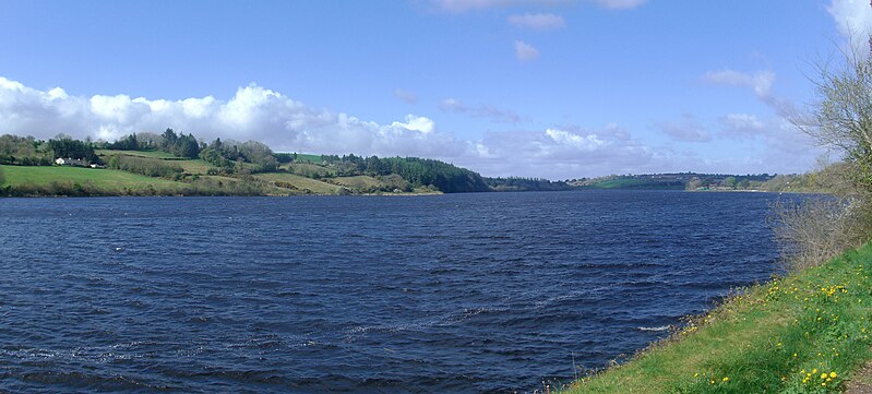 File:Inniscarra Lake.jpg