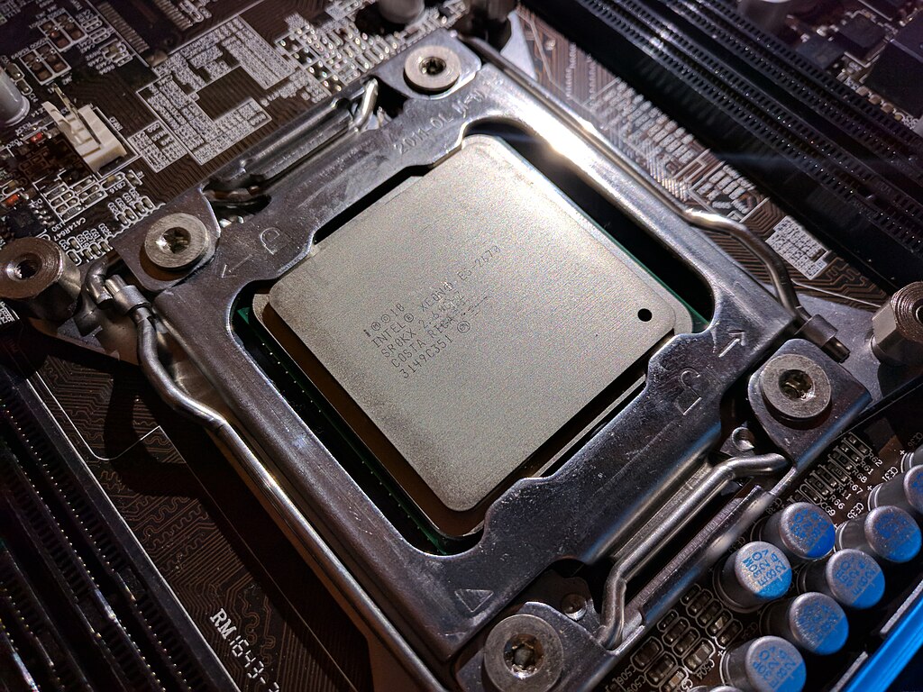 Macam-macam prosesor Intel : Xeon