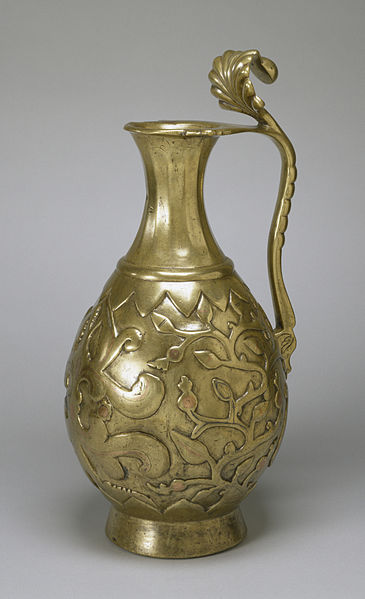 File:Iranian - Ewer - Walters 54457 - Profile.jpg