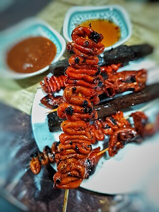 <span class="mw-page-title-main">Isaw</span> Filipino street food