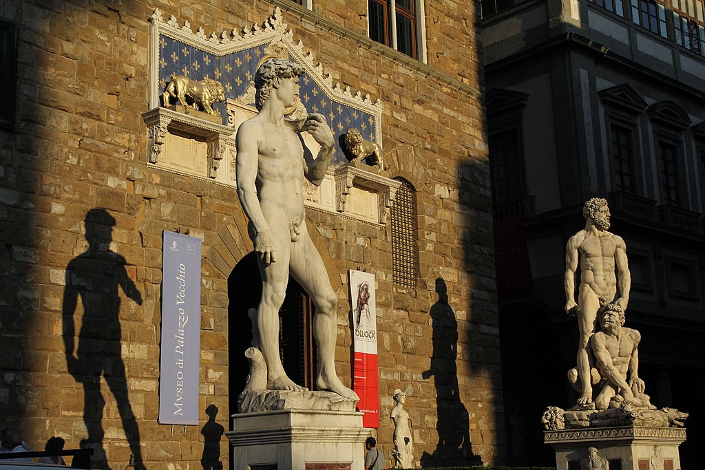 Michelangelo, David (replica) e Ercole e Caco di Baccio Bandinelli, Piazza della Signoria, Firenze