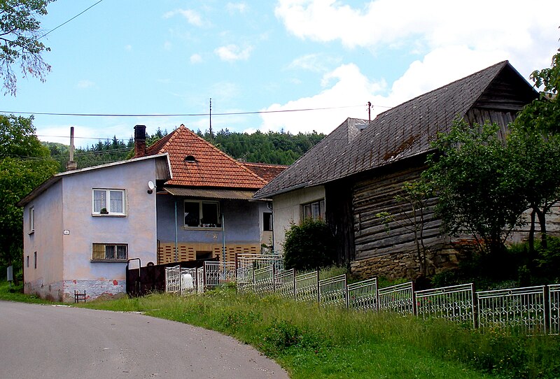 File:Jakovany Slovakia 14.JPG