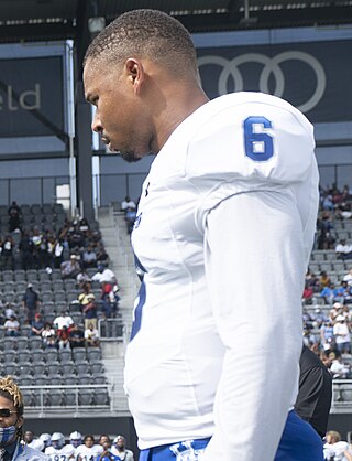 <span class="mw-page-title-main">Jett Duffey</span> American football quarterback