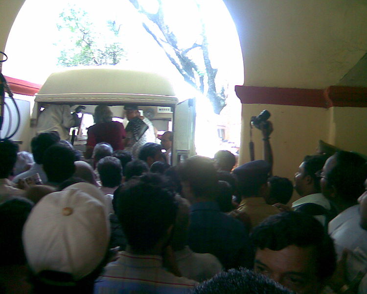 File:Kamala Surayya Funeral Sahitya Akademi Image231.jpg
