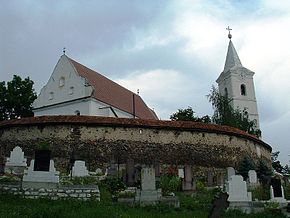 Biserica fortificată din satul Cârța