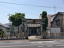 川上神社（福井県福井市志比口1丁目）（福井市、北緯36度4分15.32秒 東経136度14分1.92秒﻿ / ﻿北緯36.0709222度 東経136.2338667度﻿ / 36.0709222; 136.2338667﻿ (川上神社)）