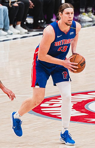 <span class="mw-page-title-main">Kelly Olynyk</span> Canadian basketball player