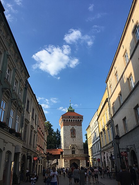 File:Kraków (42576609104).jpg