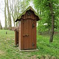 Krzyczew-19IPRDMG-outhouse.jpg