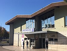 La patinoire Jacques Raynaud.