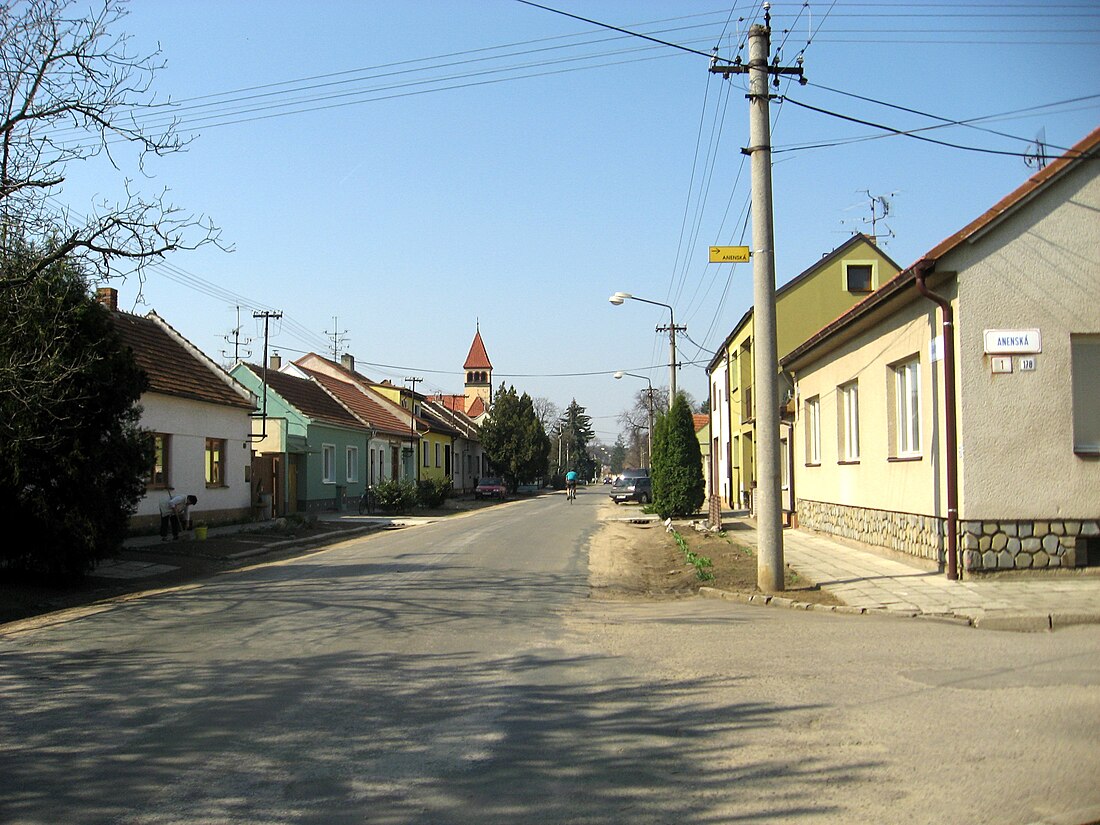 Ladná