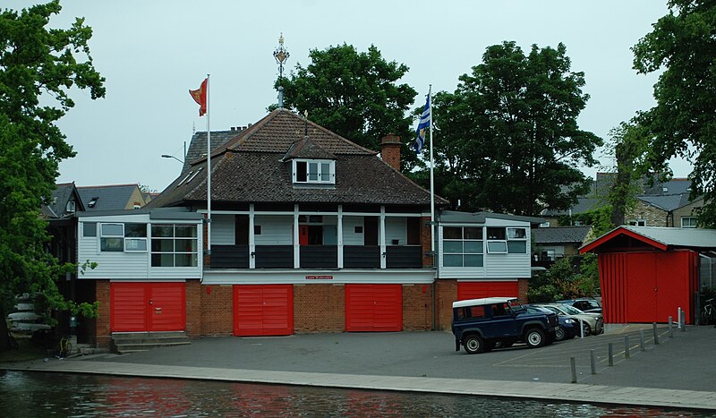 File:Lady Margaret Boat Club.jpg