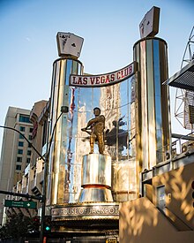 Las Vegas Club facade Las Vegas Club entrance (2017).jpg